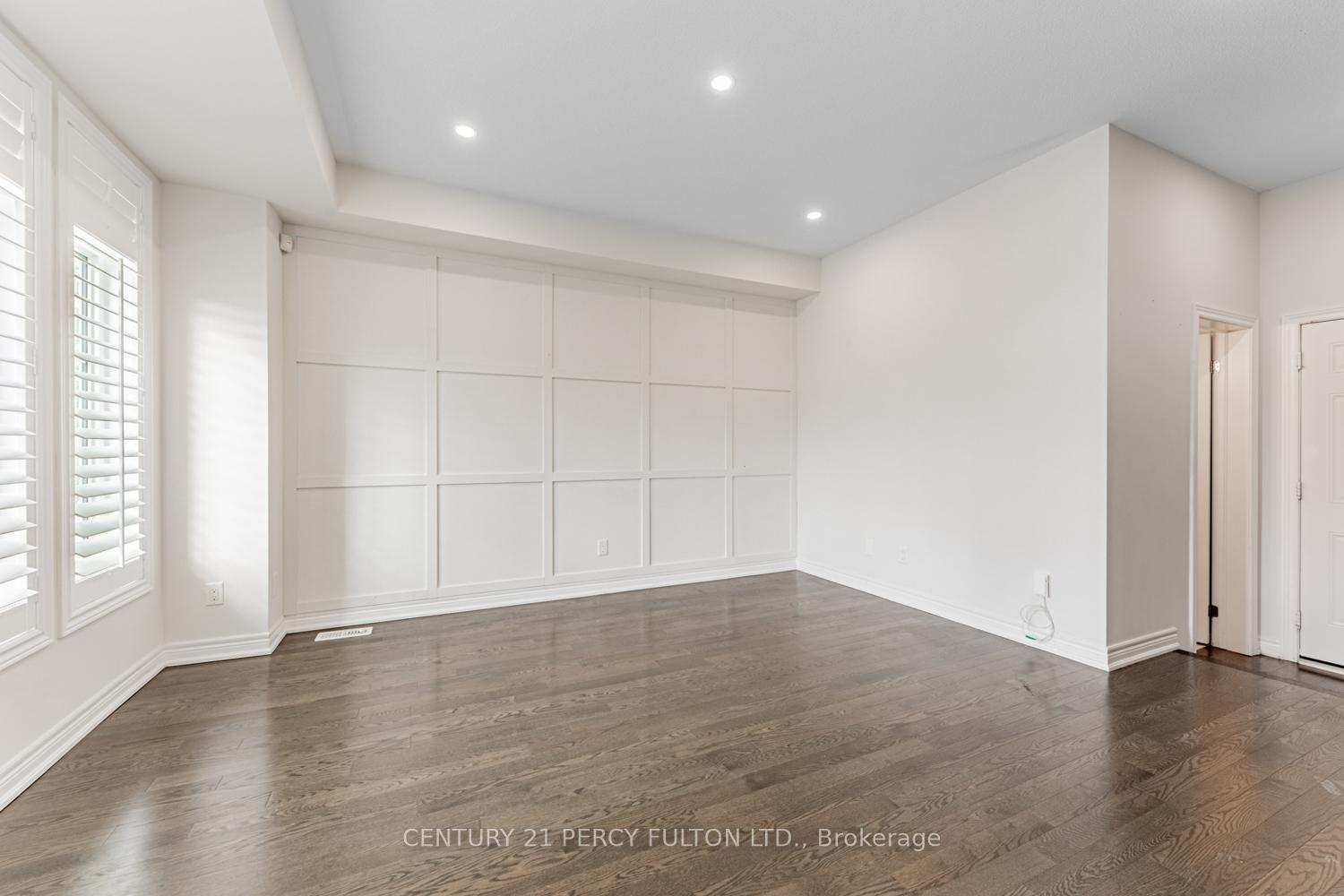 Photo 5 of Unit 10, 1965 Altona Road, Pickering, Rouge Park — HOMEH