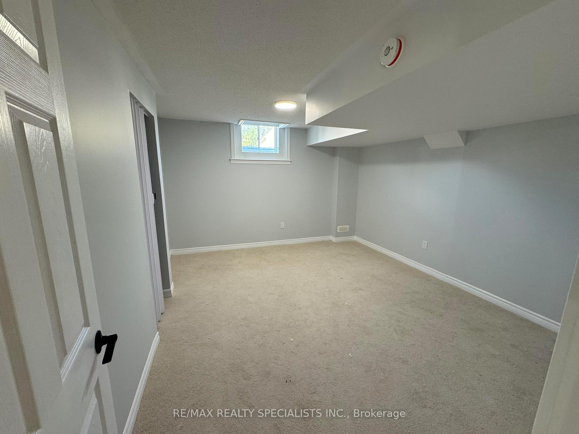 Photo 9 of 35 Copeland Crescent N, Innisfil, Cookstown — HOMEH