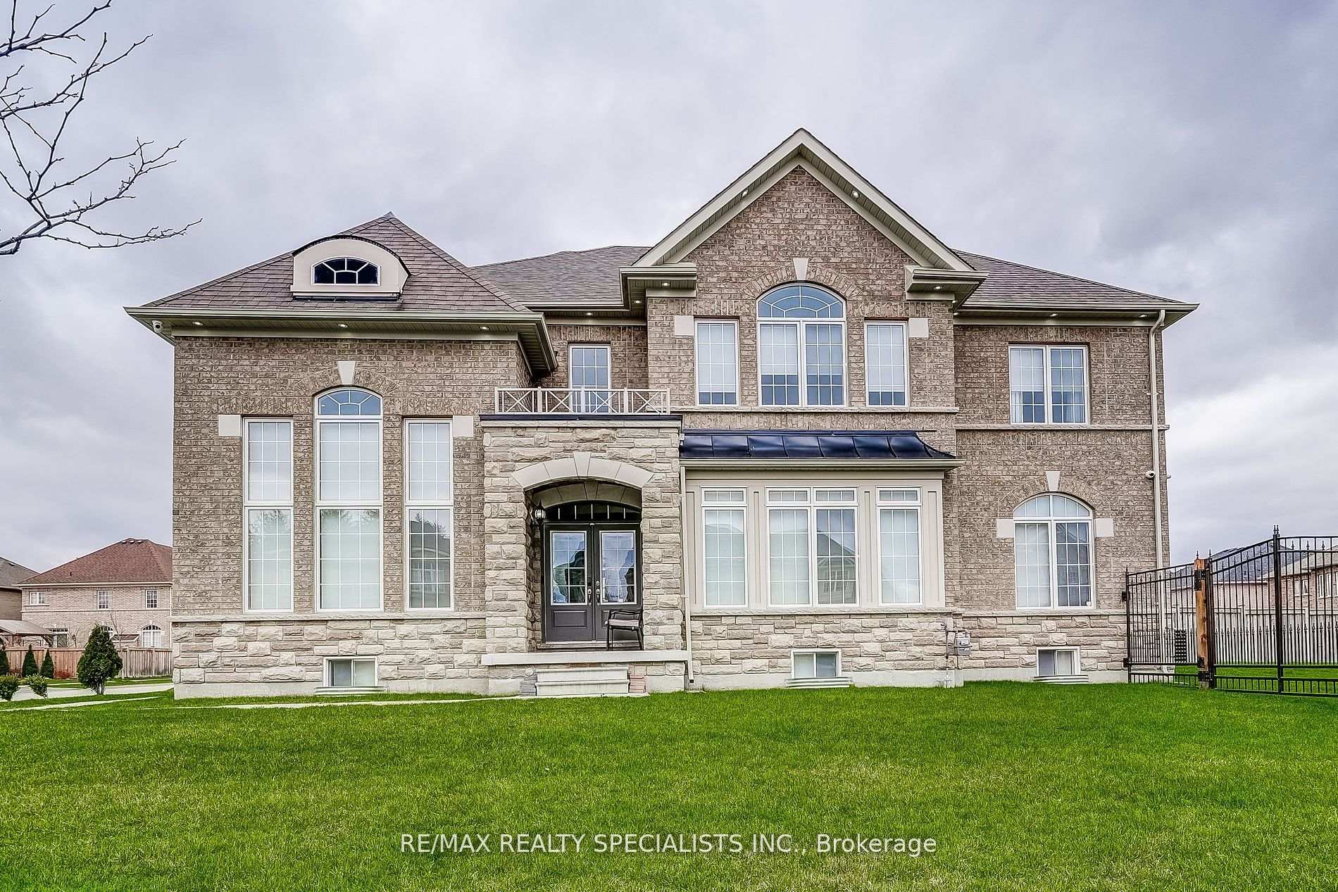 Photo 12 of 35 Copeland Crescent N, Innisfil, Cookstown — HOMEH