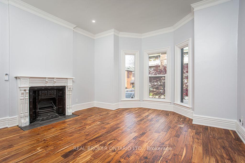 Photo 9 of Unit B, 9 Stanley Avenue, Hamilton, Kirkendall — HOMEH