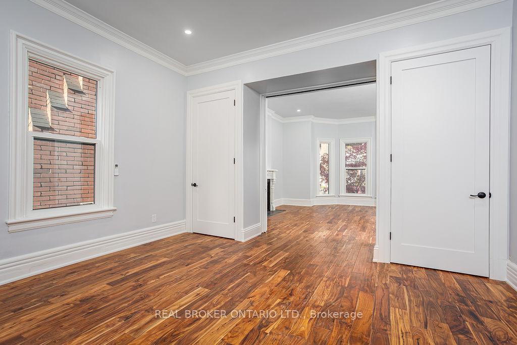 Photo 11 of Unit B, 9 Stanley Avenue, Hamilton, Kirkendall — HOMEH