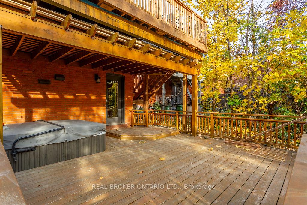 Photo 23 of Unit B, 9 Stanley Avenue, Hamilton, Kirkendall — HOMEH