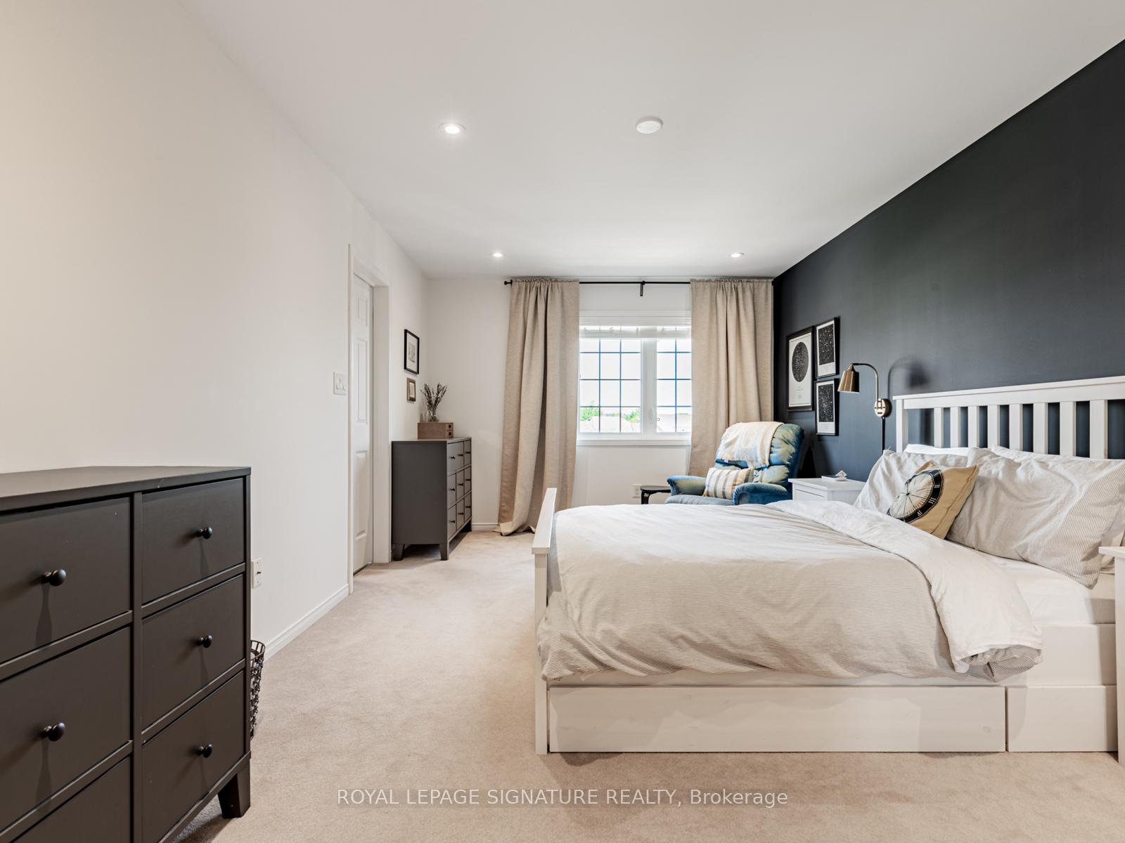 Photo 17 of 171 Wolf Creek Crescent, Vaughan, Patterson — HOMEH