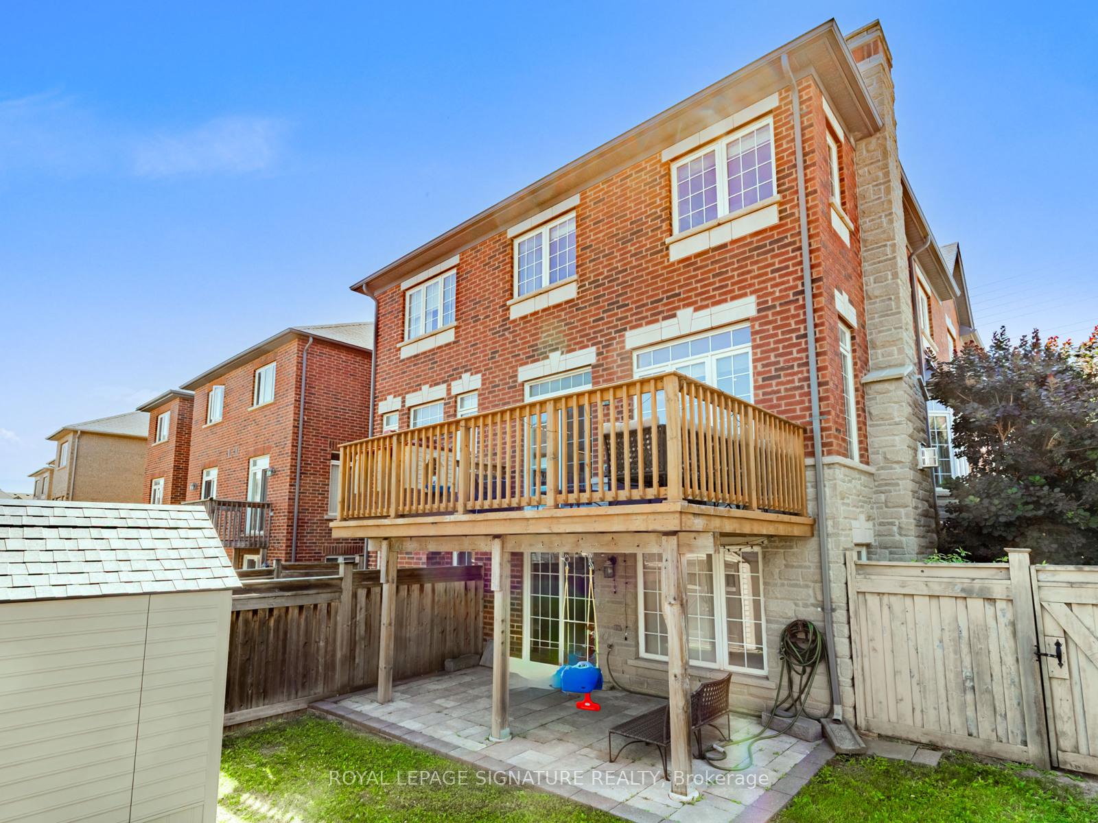 Photo 19 of 171 Wolf Creek Crescent, Vaughan, Patterson — HOMEH
