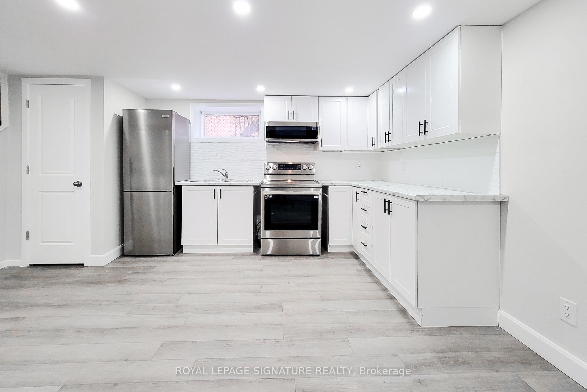 Photo 9 of 81 West 25th Street, Hamilton, Westcliffe — HOMEH