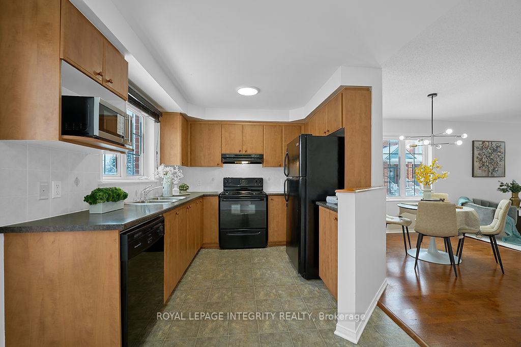 Photo 11 of Unit 140, 70 Edenvale Drive, Ottawa, Kanata - Beaverbrook — HOMEH