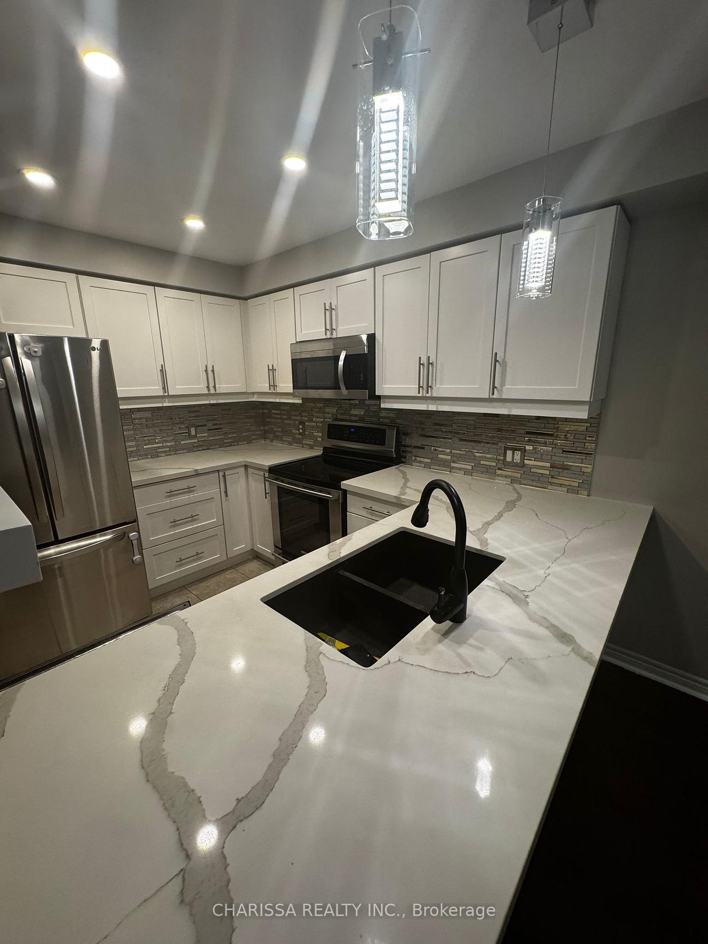 Photo 12 of Unit Upper, 74 Westover Drive E, Clarington, Bowmanville — HOMEH