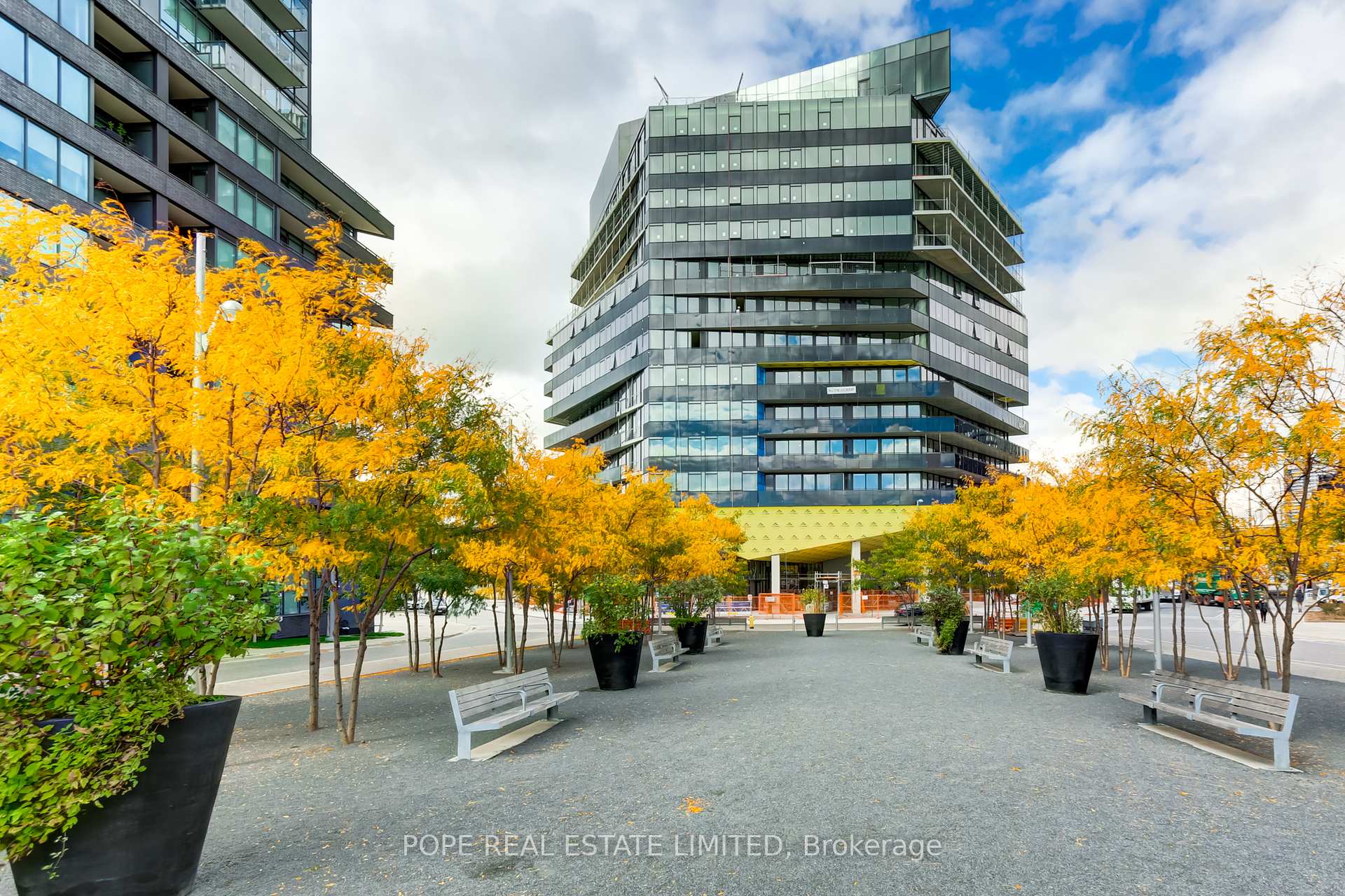 Front of Unit 811, 21 Lawren Harris Square