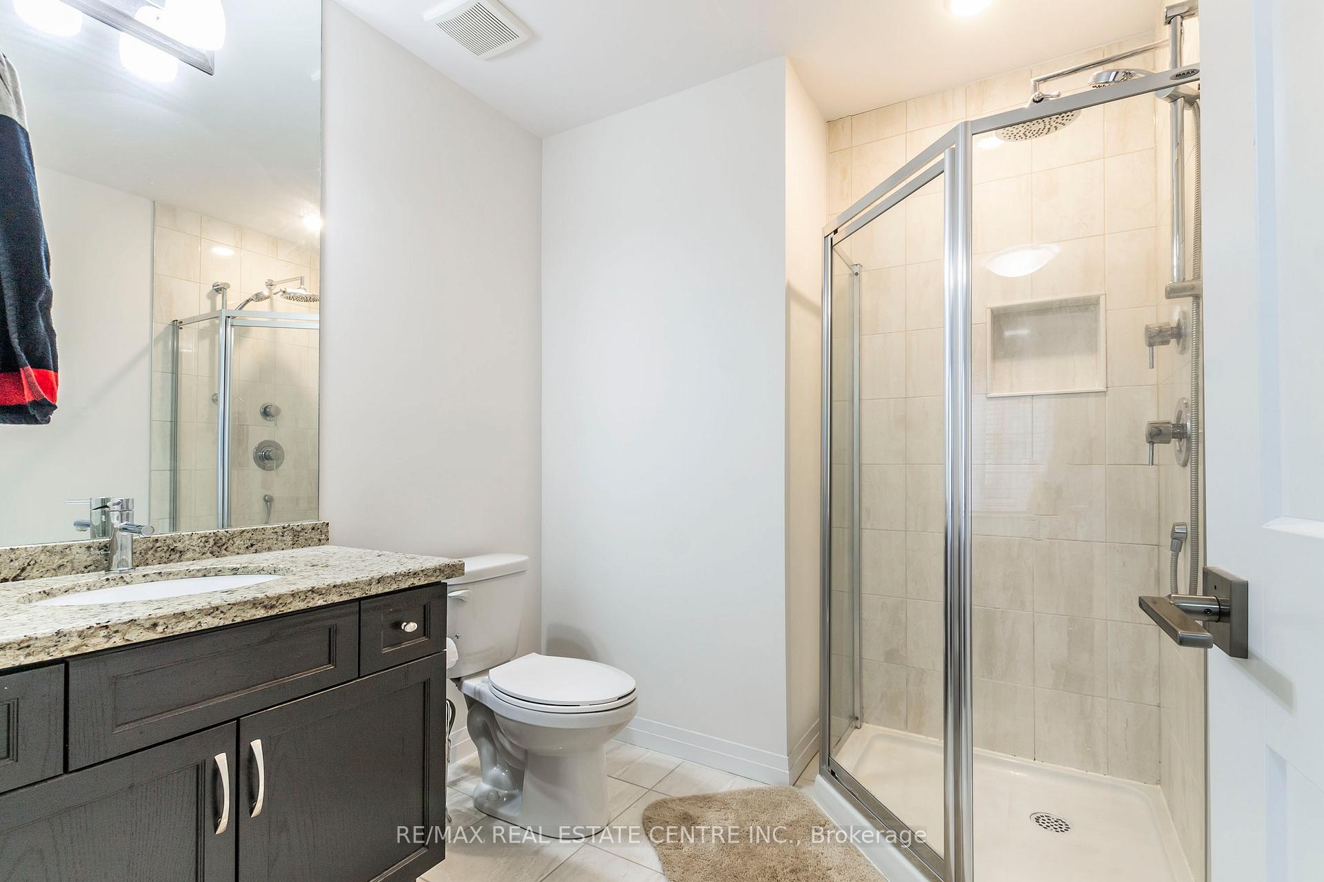 Photo 10 of Unit 121, 30 Times Square Boulevard, Hamilton, Stoney Creek — HOMEH