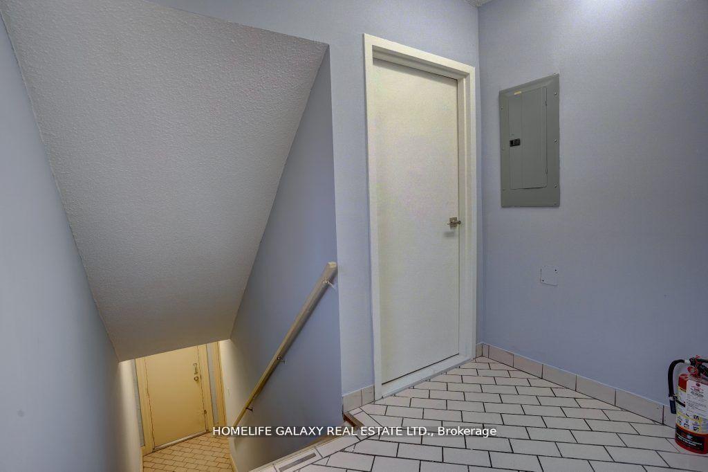 Photo 1 of Unit Upper 3, 92 Bond Street, Oshawa, O'Neill — HOMEH