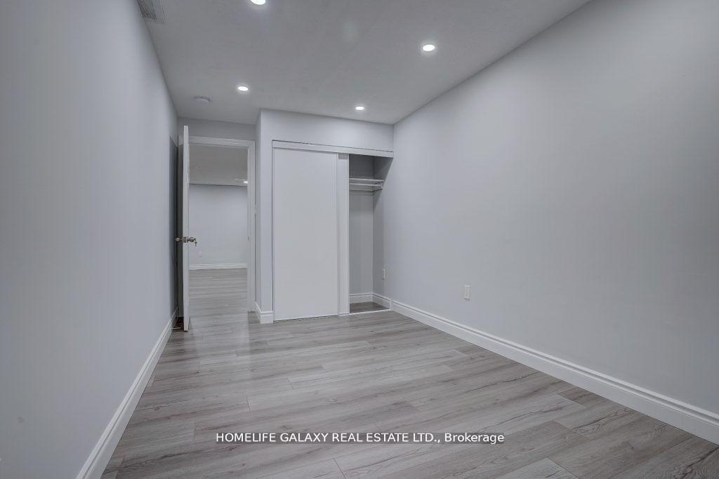 Photo 7 of Unit Upper 3, 92 Bond Street, Oshawa, O'Neill — HOMEH