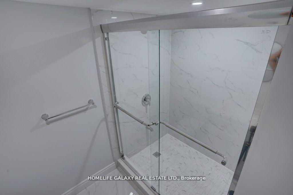 Photo 8 of Unit Upper 3, 92 Bond Street, Oshawa, O'Neill — HOMEH