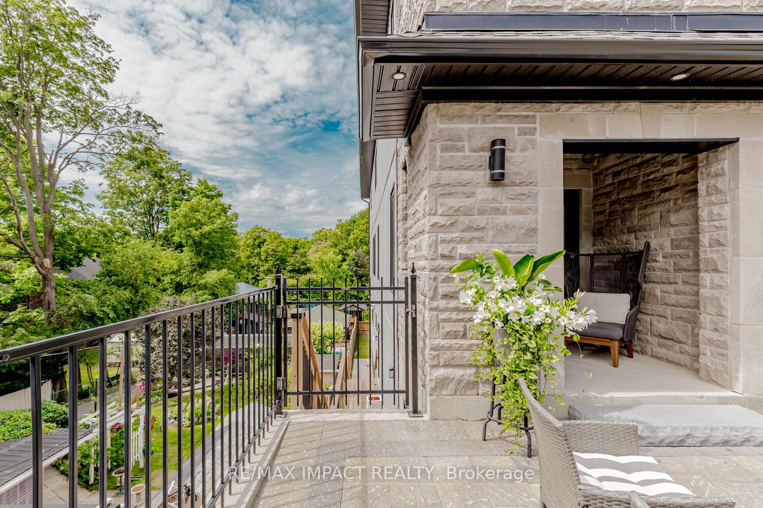 Photo 6 of Unit Lower, 1494 Old Forest Road, Pickering, Woodlands — HOMEH