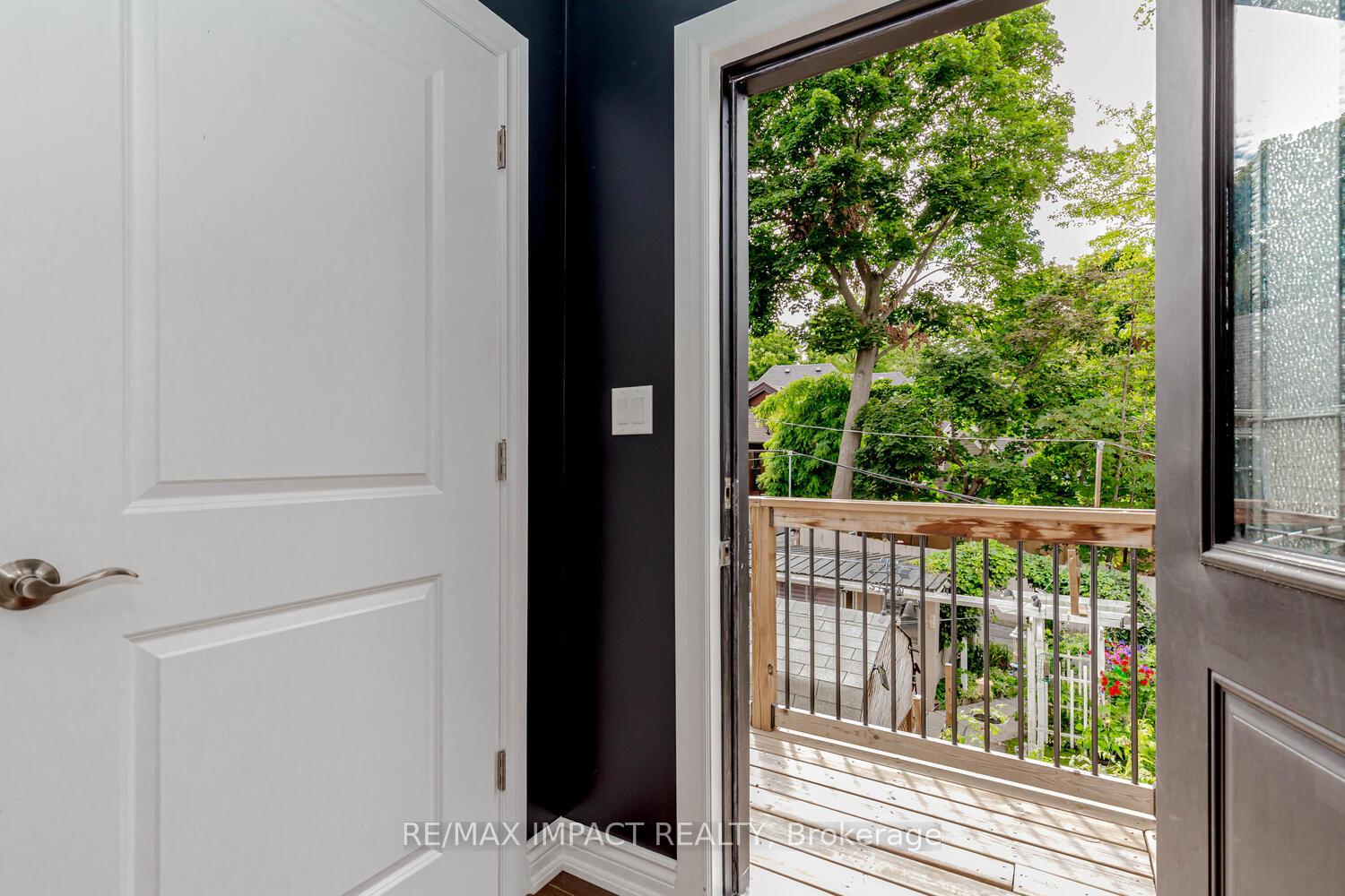 Photo 7 of Unit Lower, 1494 Old Forest Road, Pickering, Woodlands — HOMEH