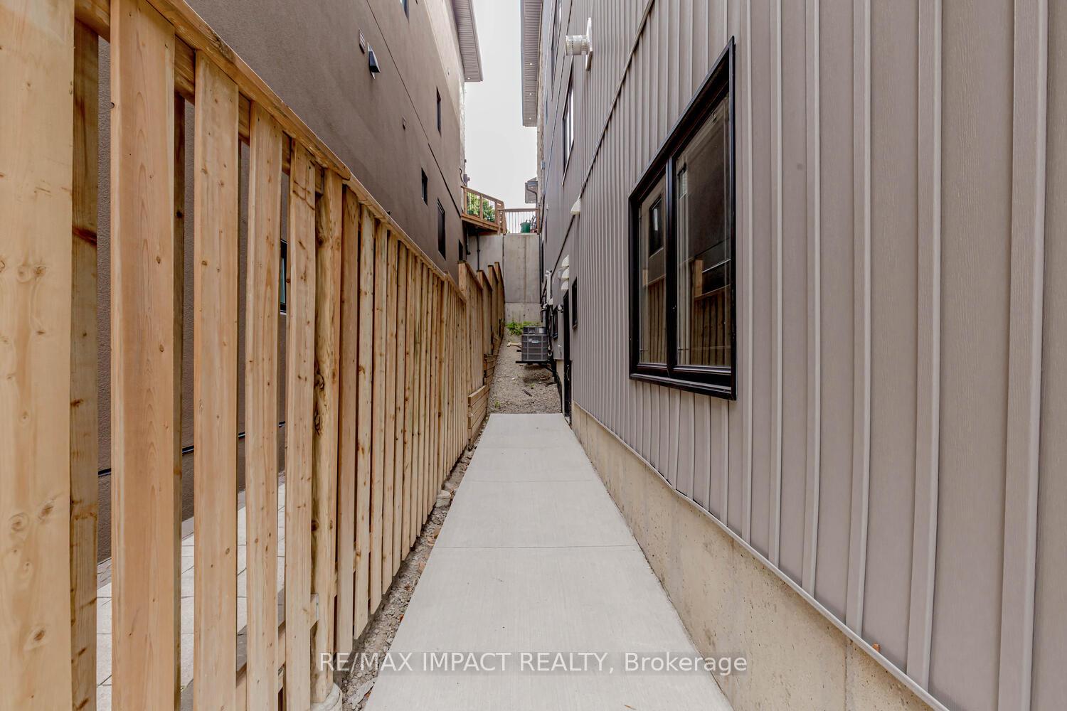 Photo 25 of Unit Lower, 1494 Old Forest Road, Pickering, Woodlands — HOMEH