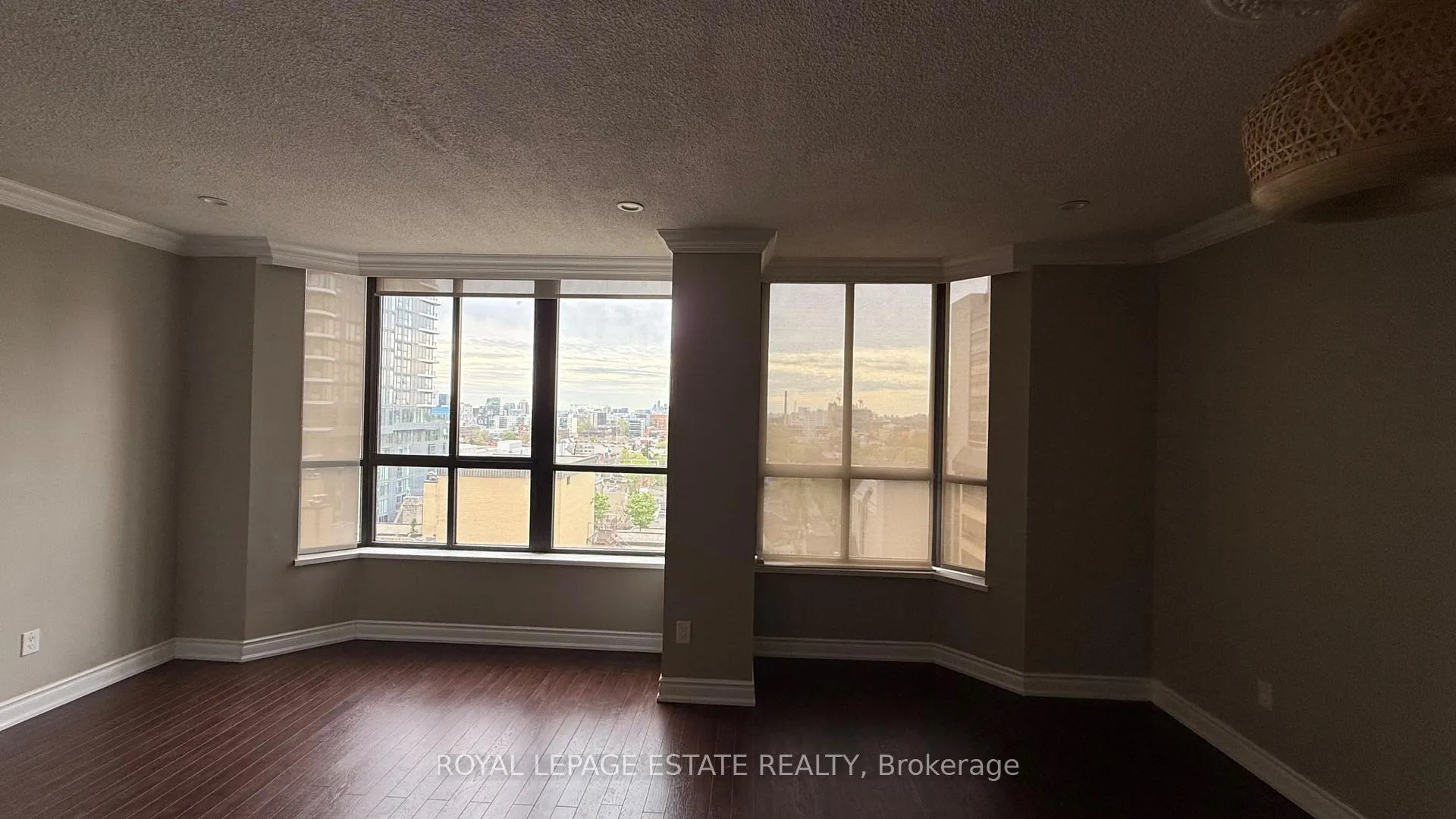 Photo 6 of Unit Ph3, 280 Simcoe Street, Toronto, Kensington-Chinatown — HOMEH