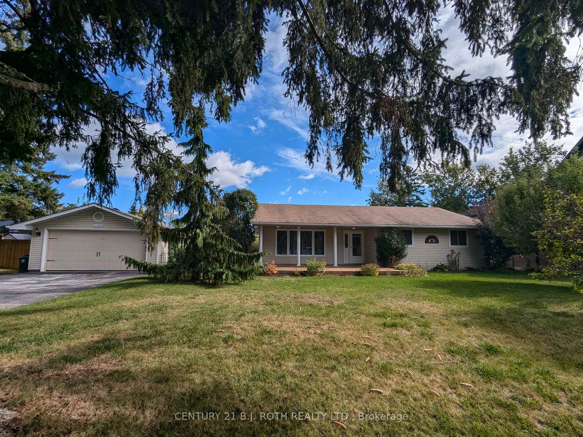 Photo 1 of 2209 Alderslea Crescent, Innisfil, Alcona — HOMEH
