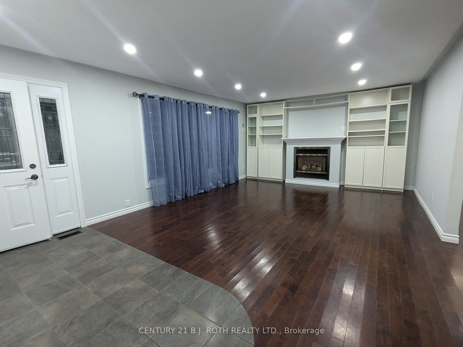 Photo 2 of 2209 Alderslea Crescent, Innisfil, Alcona — HOMEH
