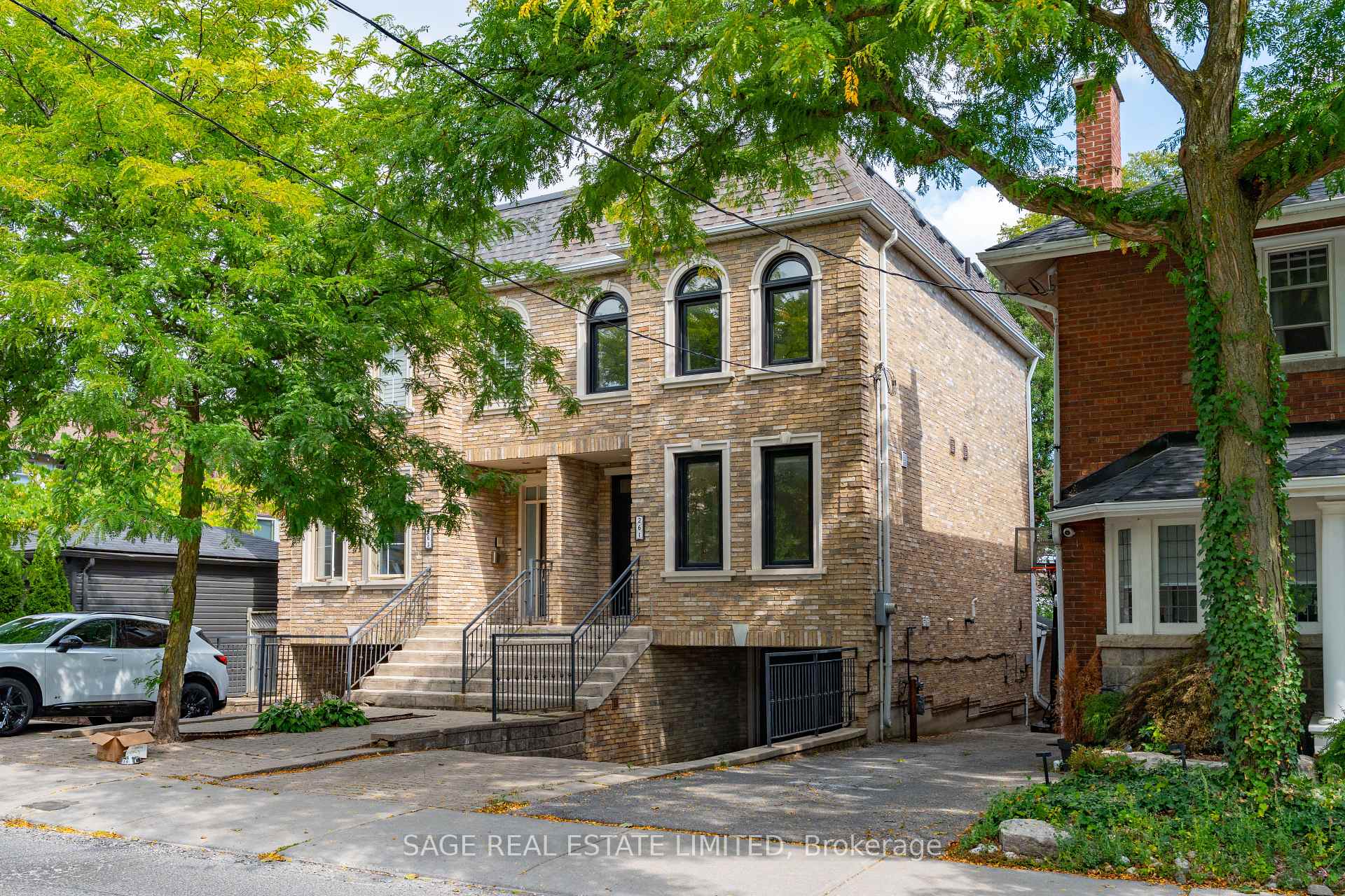 Photo 1 of 261 Jedburgh Road, Toronto, Lawrence Park North — HOMEH