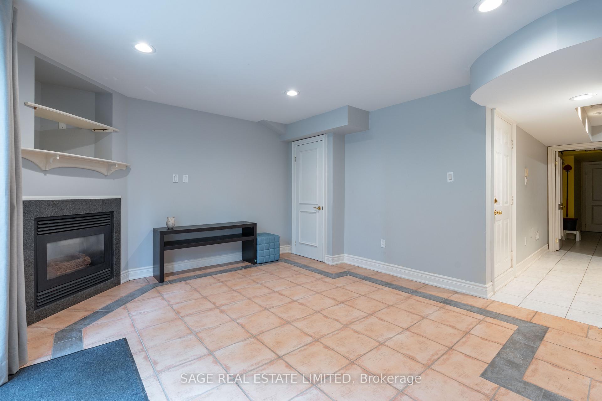 Photo 30 of 261 Jedburgh Road, Toronto, Lawrence Park North — HOMEH