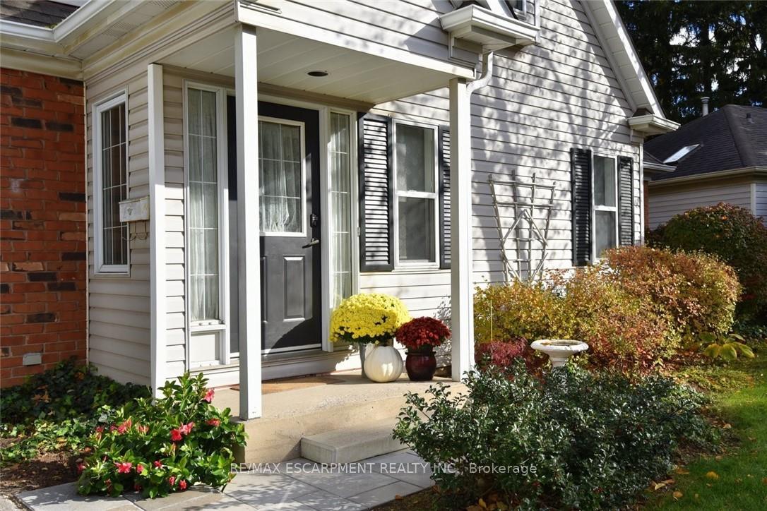 Photo 7 of Unit 59, 175 Fiddlers Green Road, Hamilton, Ancaster — HOMEH