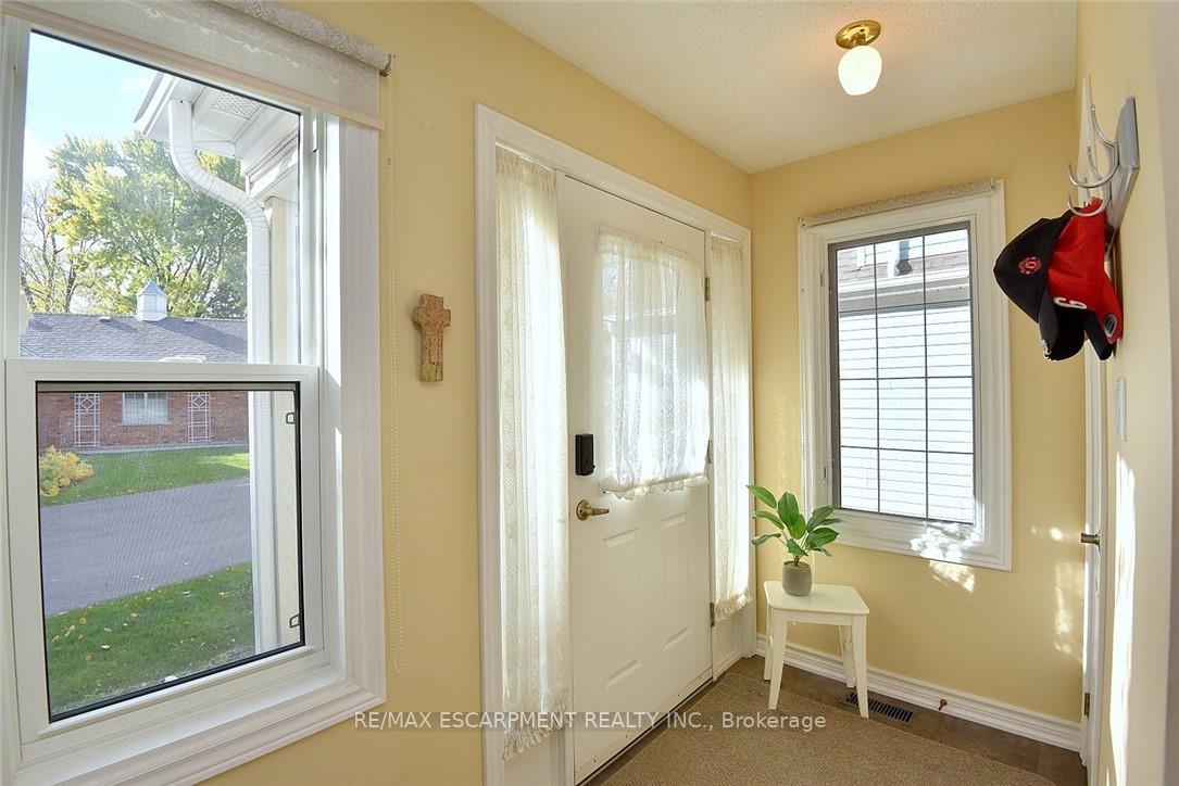 Photo 10 of Unit 59, 175 Fiddlers Green Road, Hamilton, Ancaster — HOMEH