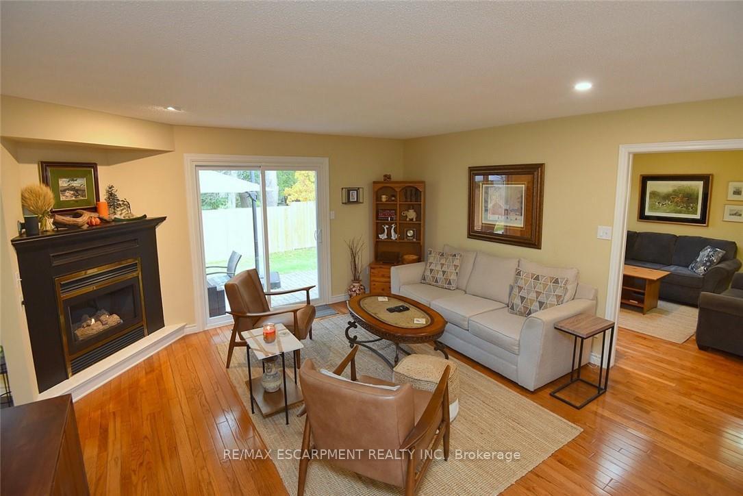 Photo 6 of Unit 59, 175 Fiddlers Green Road, Hamilton, Ancaster — HOMEH