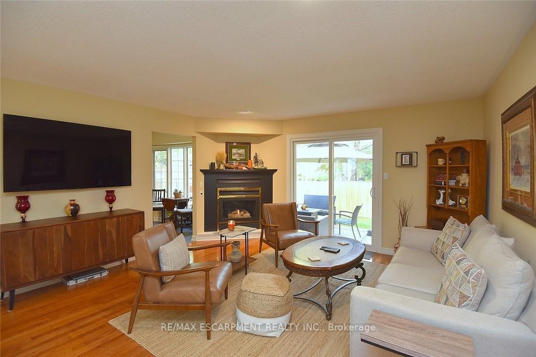 Photo 2 of Unit 59, 175 Fiddlers Green Road, Hamilton, Ancaster — HOMEH