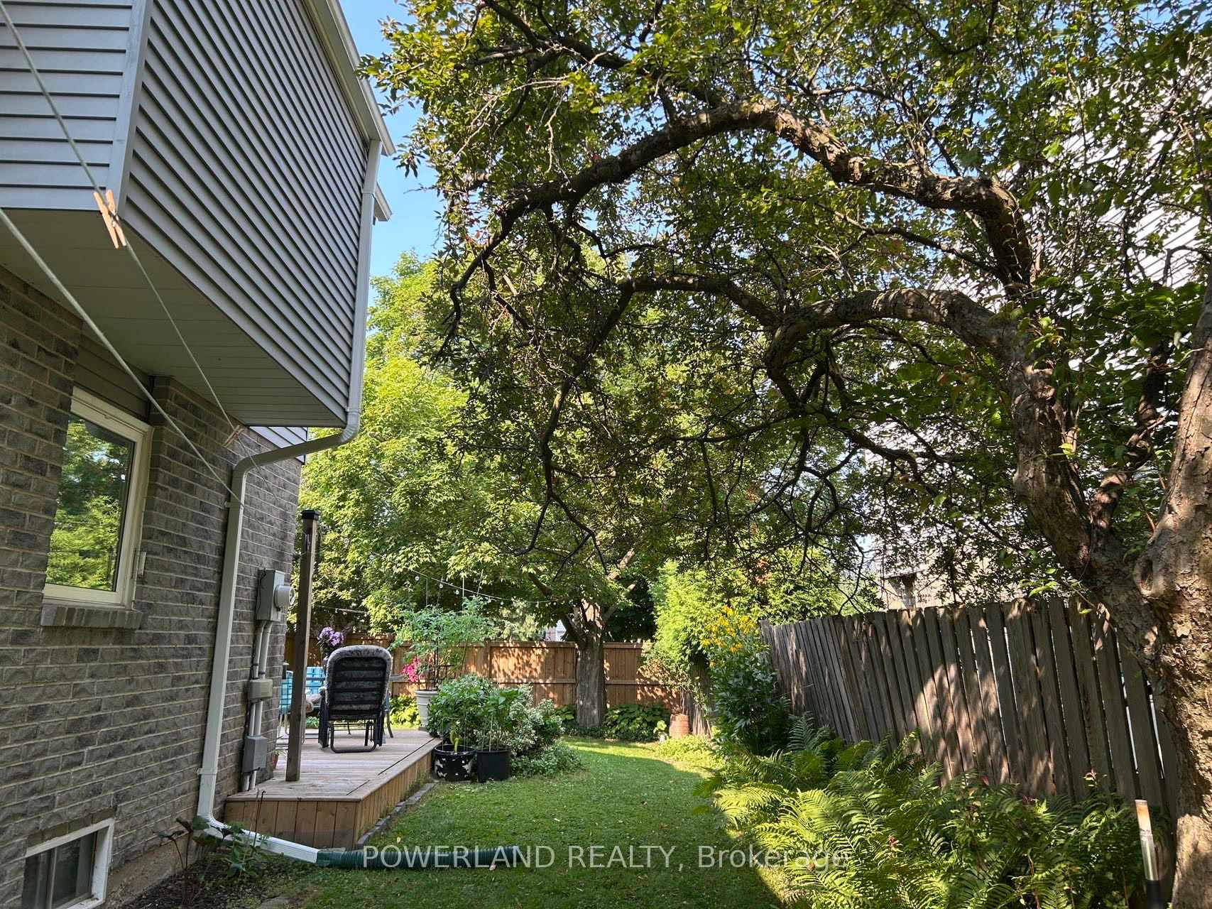 Photo 20 of 57 Sandusky Crescent, Aurora, Aurora Highlands — HOMEH