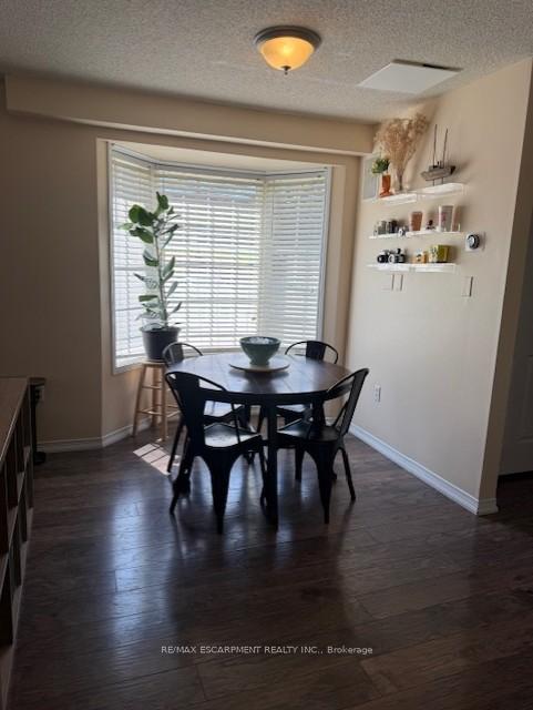 Photo 3 of Unit 38, 104 Frances Avenue, Hamilton, Stoney Creek — HOMEH