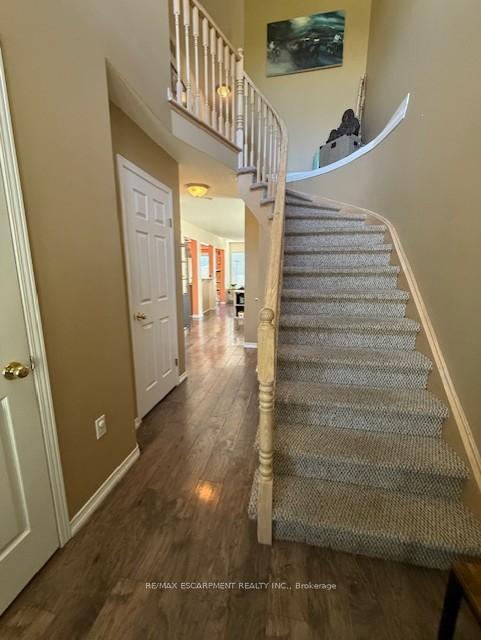 Photo 5 of Unit 38, 104 Frances Avenue, Hamilton, Stoney Creek — HOMEH