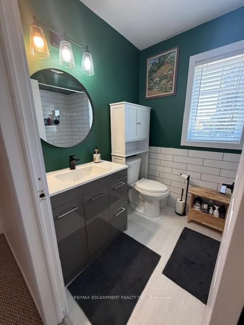 Photo 9 of Unit 38, 104 Frances Avenue, Hamilton, Stoney Creek — HOMEH