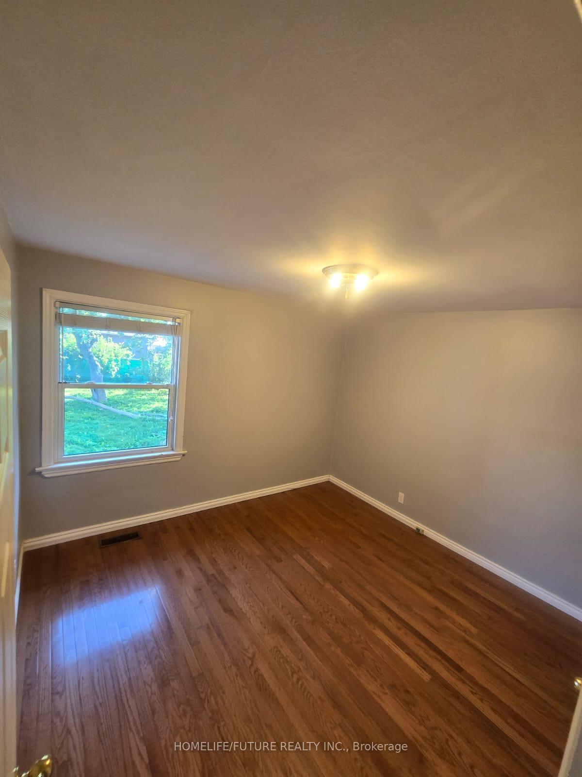 Photo 4 of Unit Main, 661 Olive Avenue, Oshawa, Donevan — HOMEH