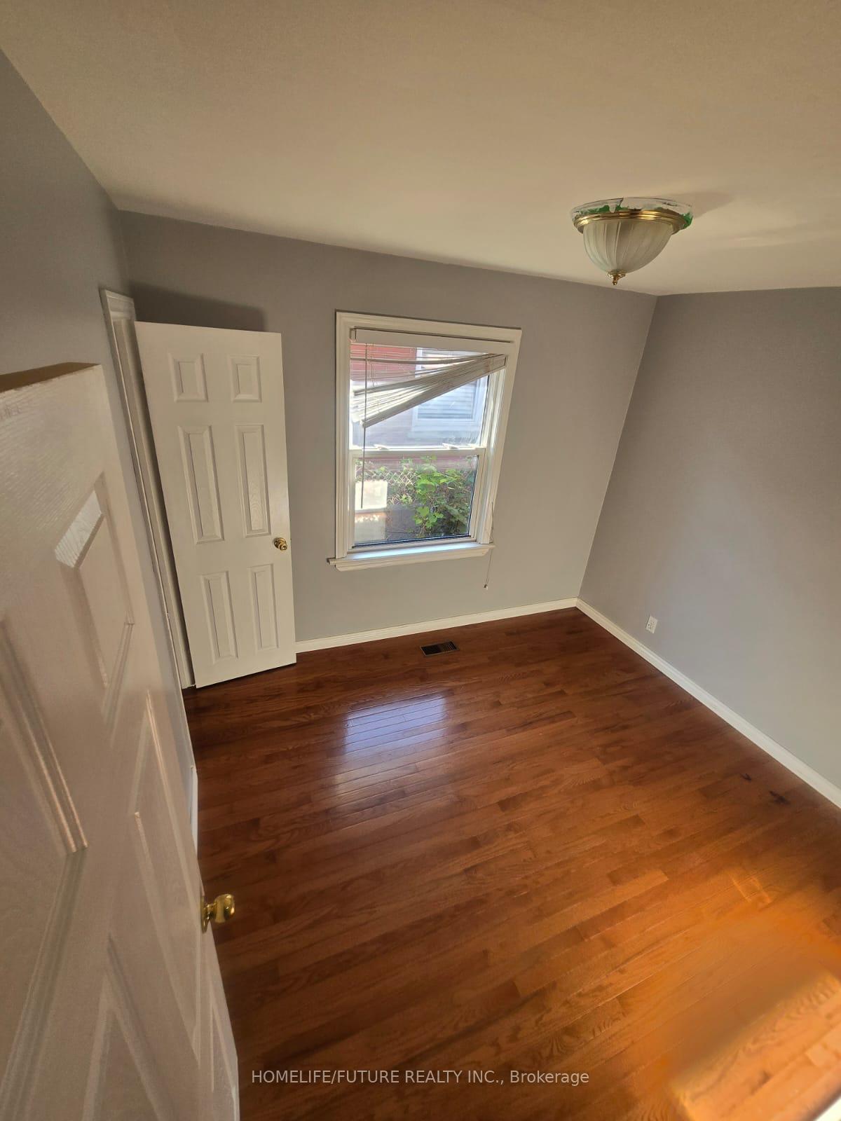 Photo 7 of Unit Main, 661 Olive Avenue, Oshawa, Donevan — HOMEH