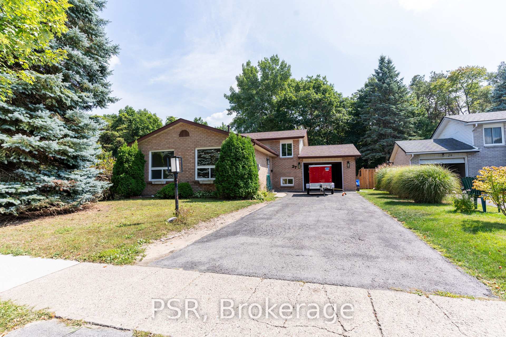 Front of Unit BSMT, 27 Austen Lane