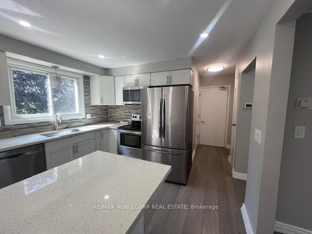 Photo 7 of 514 Capilano Court, Oshawa, Donevan — HOMEH
