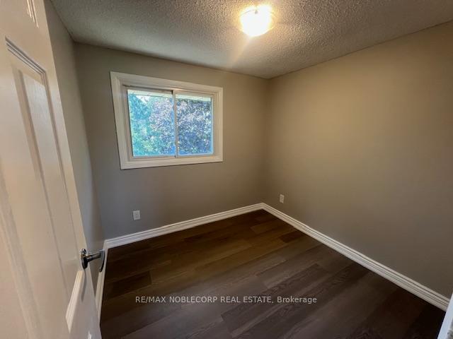Photo 20 of 514 Capilano Court, Oshawa, Donevan — HOMEH