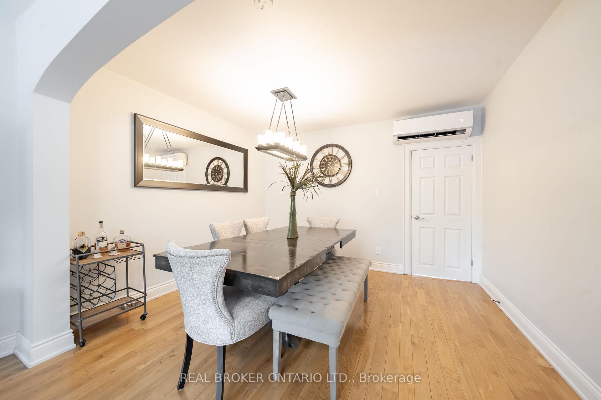 Photo 7 of 600 Mt Pleasant Road, Toronto, Mount Pleasant East — HOMEH