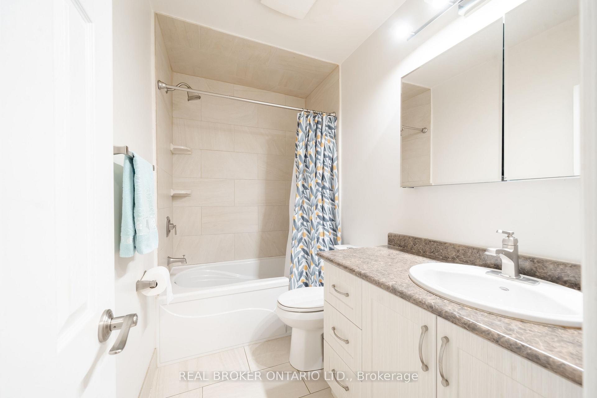 Photo 14 of 600 Mt Pleasant Road, Toronto, Mount Pleasant East — HOMEH