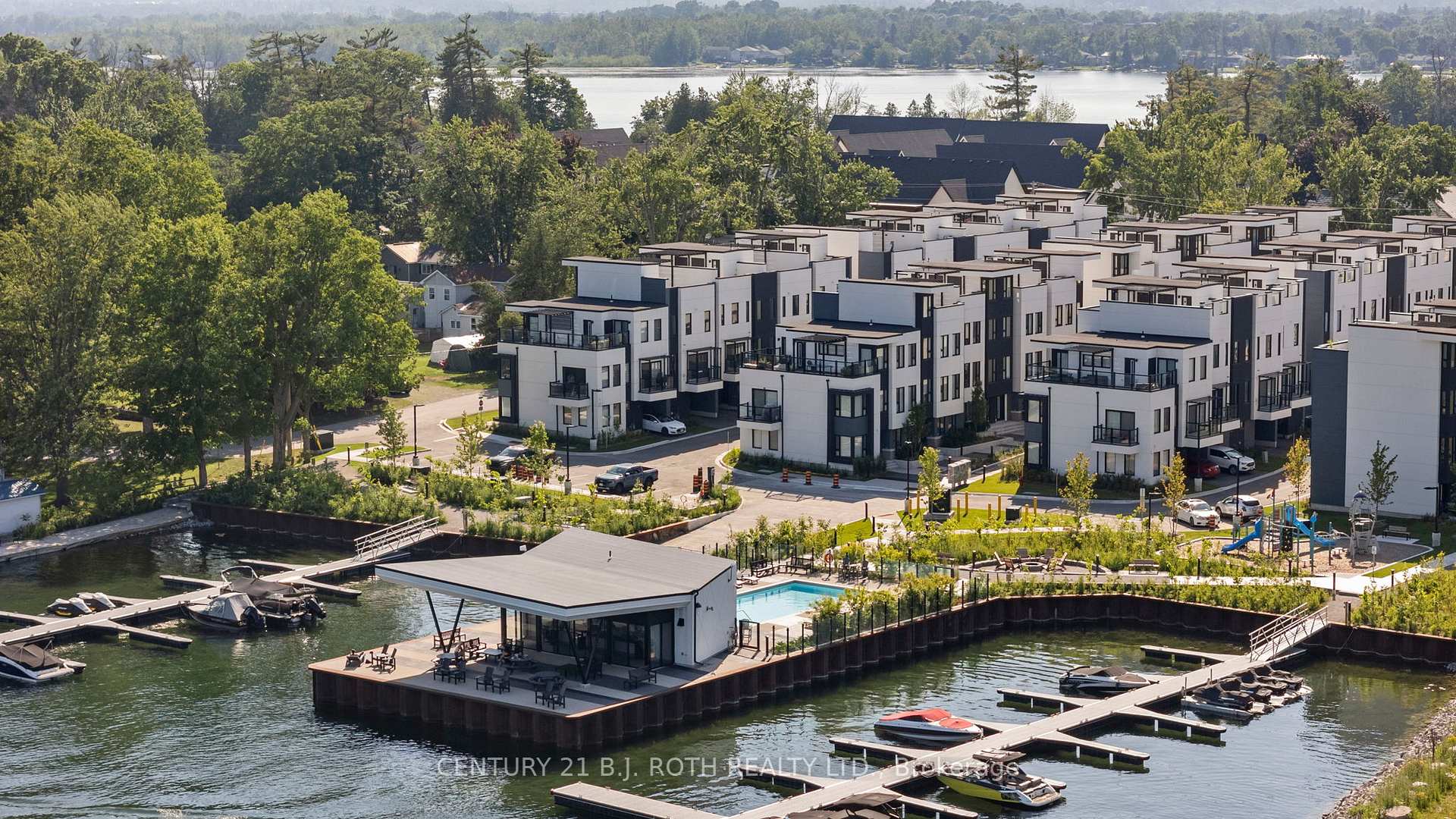 Photo 7 of 3 Mariner'S Pier Way, Orillia — HOMEH