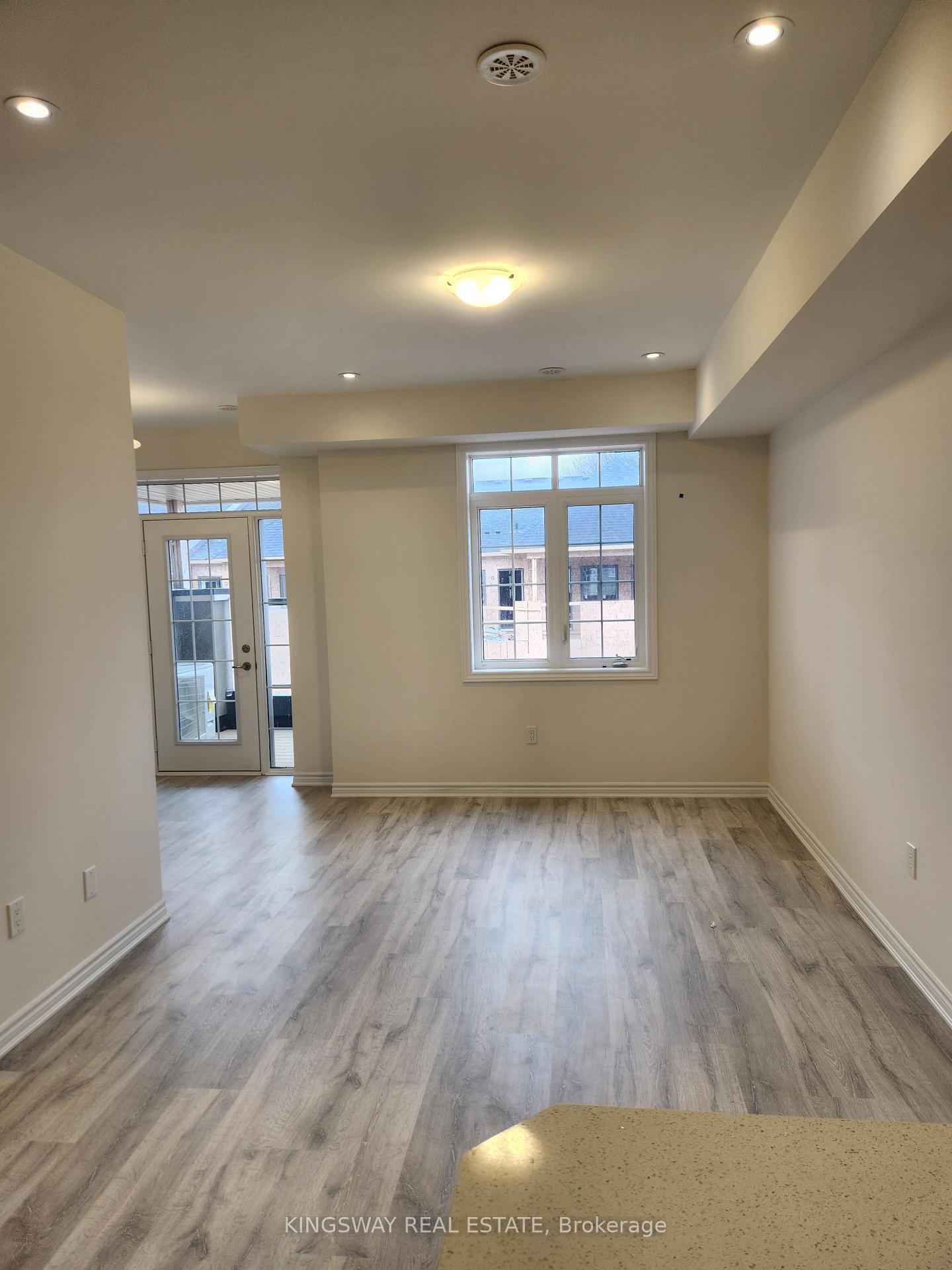 Photo 24 of Unit 8, 305 Garner Road, Hamilton, Ancaster — HOMEH
