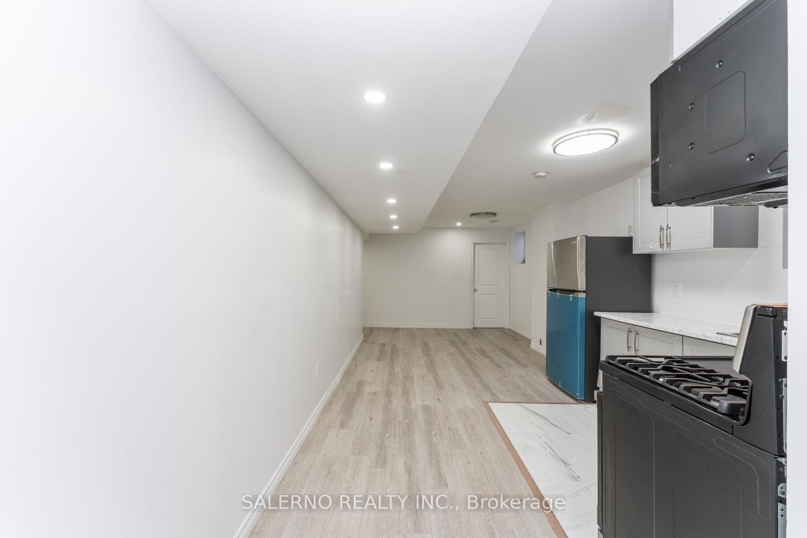 Photo 3 of Unit Bsmt, 226 Mactier Drive, Vaughan, Kleinburg — HOMEH