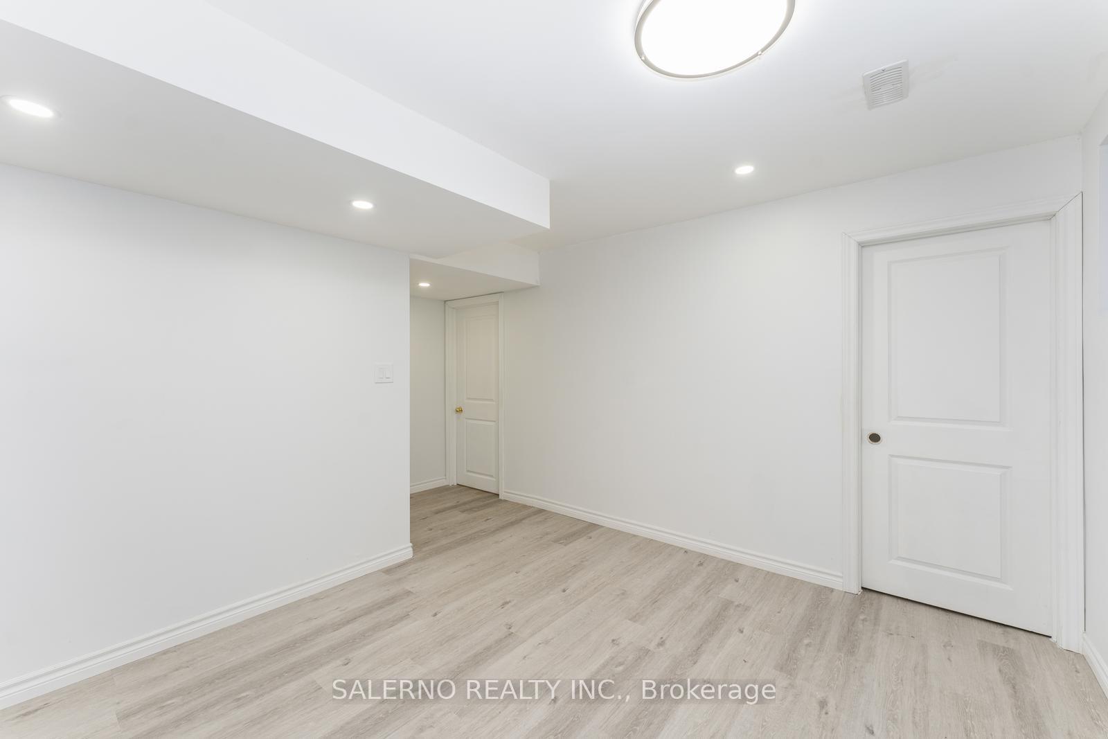 Photo 12 of Unit Bsmt, 226 Mactier Drive, Vaughan, Kleinburg — HOMEH
