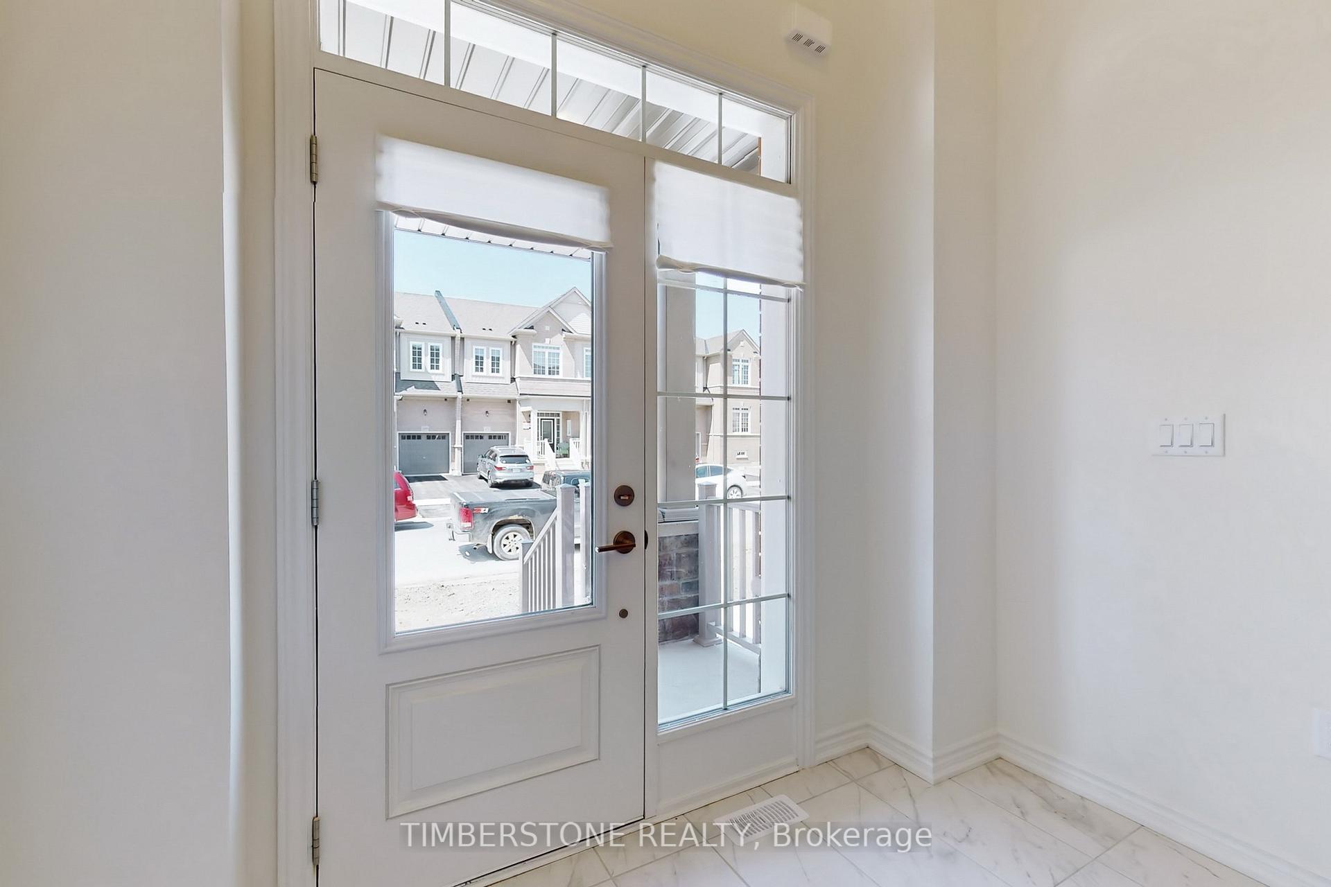 Photo 3 of 168 Shepherd Drive, Barrie, Rural Barrie Southeast — HOMEH