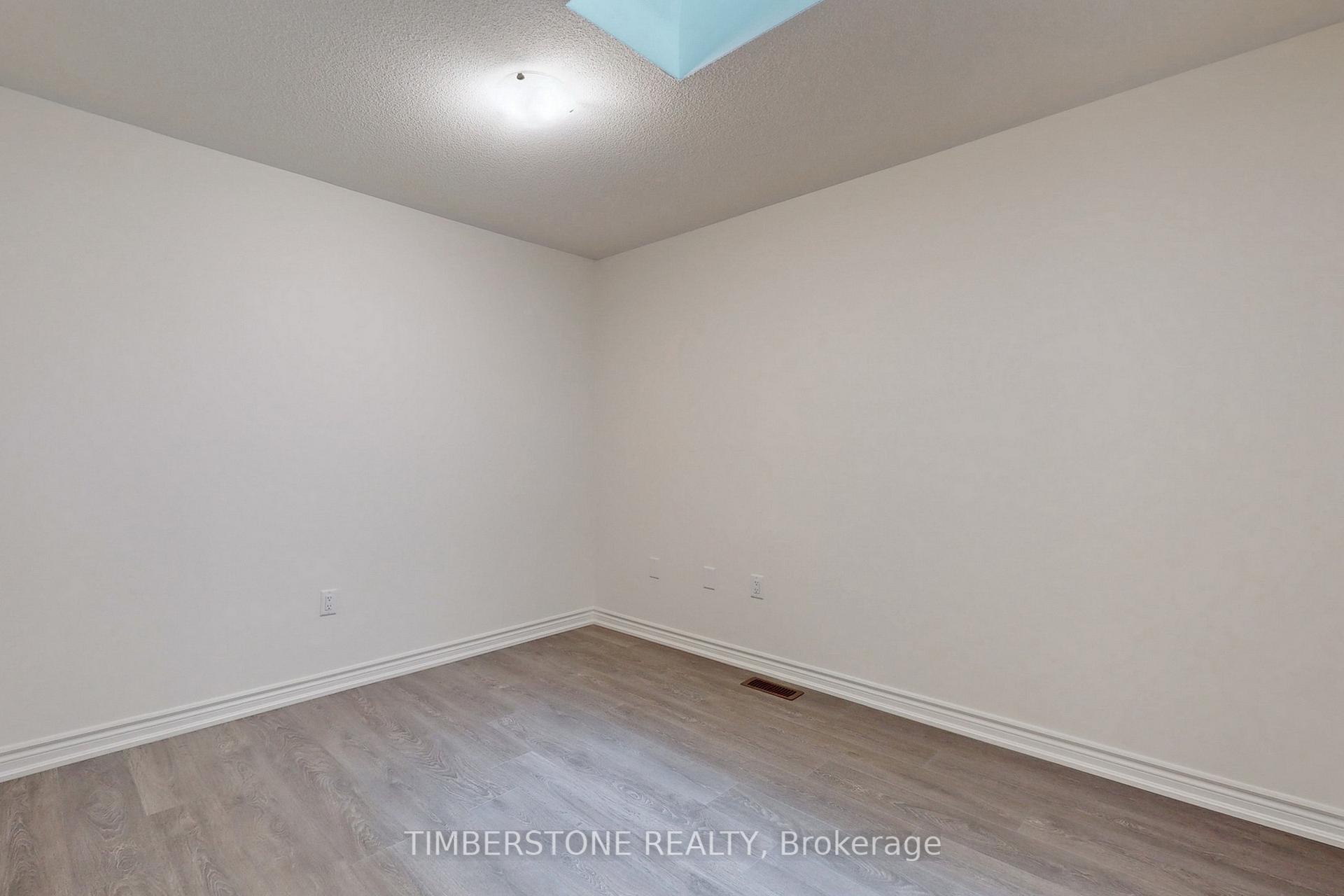 Photo 19 of 168 Shepherd Drive, Barrie, Rural Barrie Southeast — HOMEH