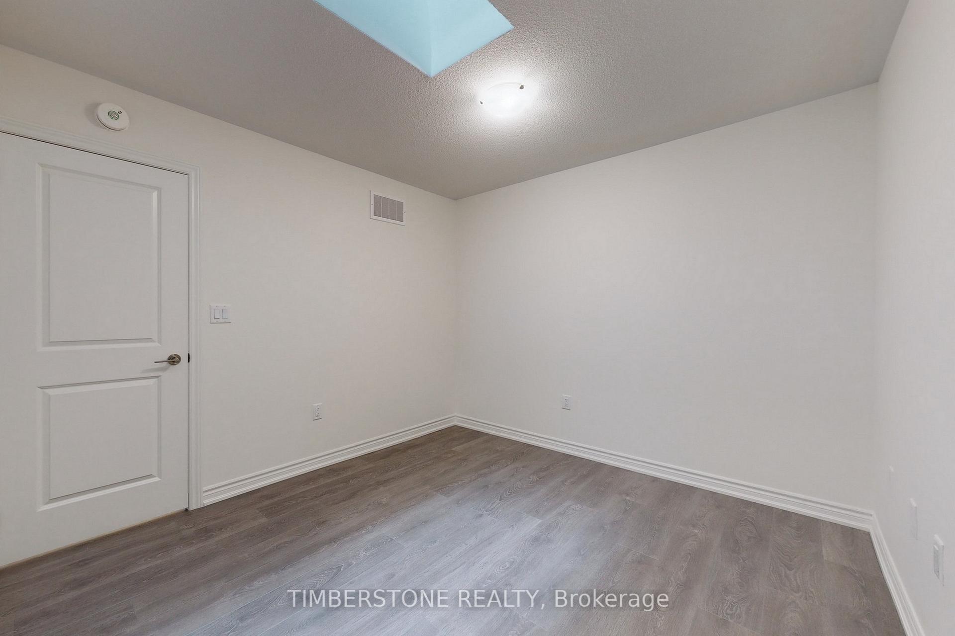 Photo 18 of 168 Shepherd Drive, Barrie, Rural Barrie Southeast — HOMEH