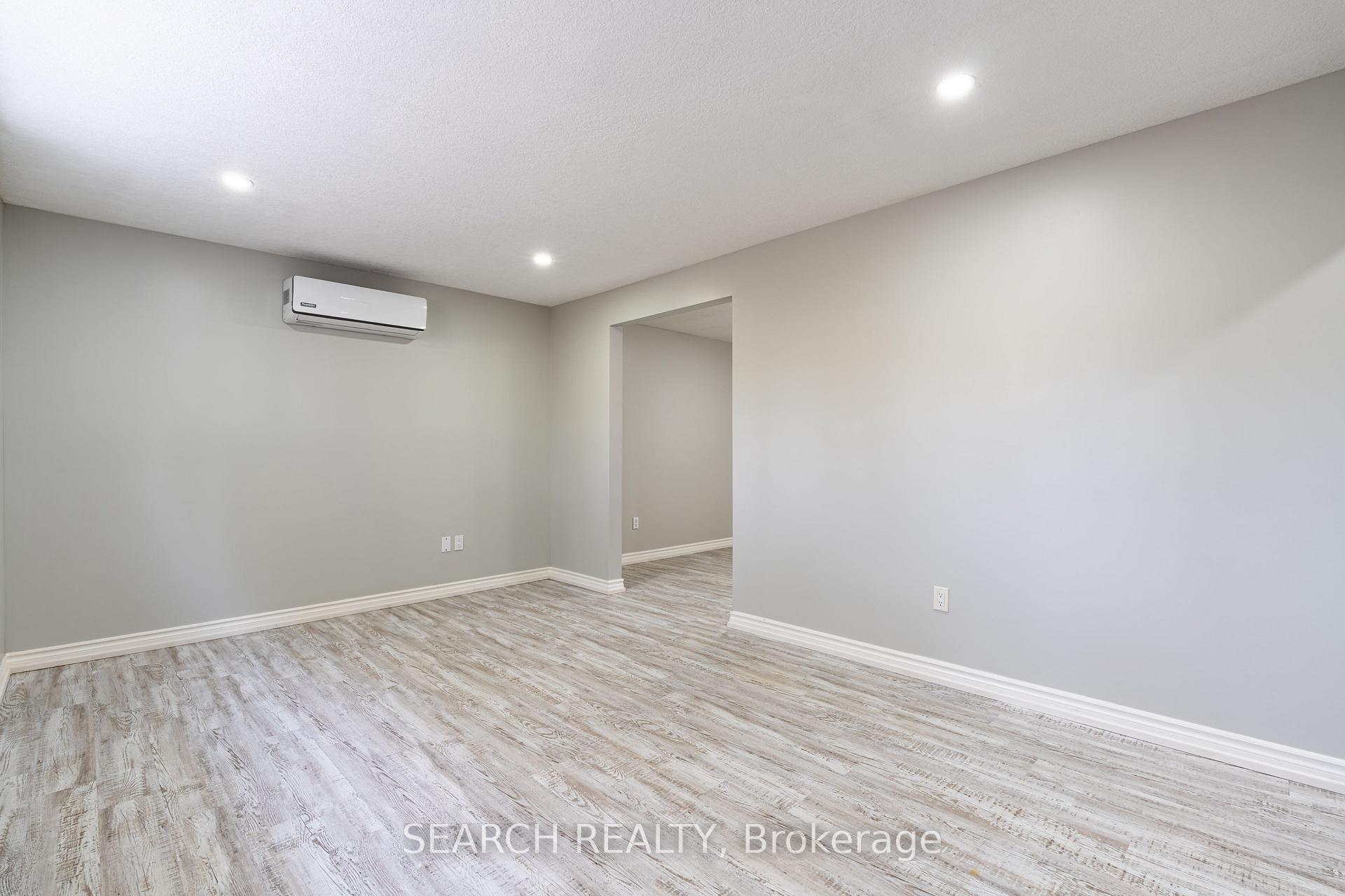 Photo 10 of Unit Lower, 245 Thaler Avenue, Kitchener — HOMEH