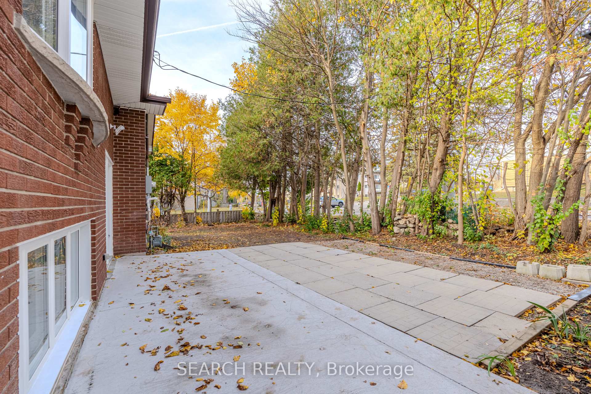 Photo 19 of Unit Lower, 245 Thaler Avenue, Kitchener — HOMEH