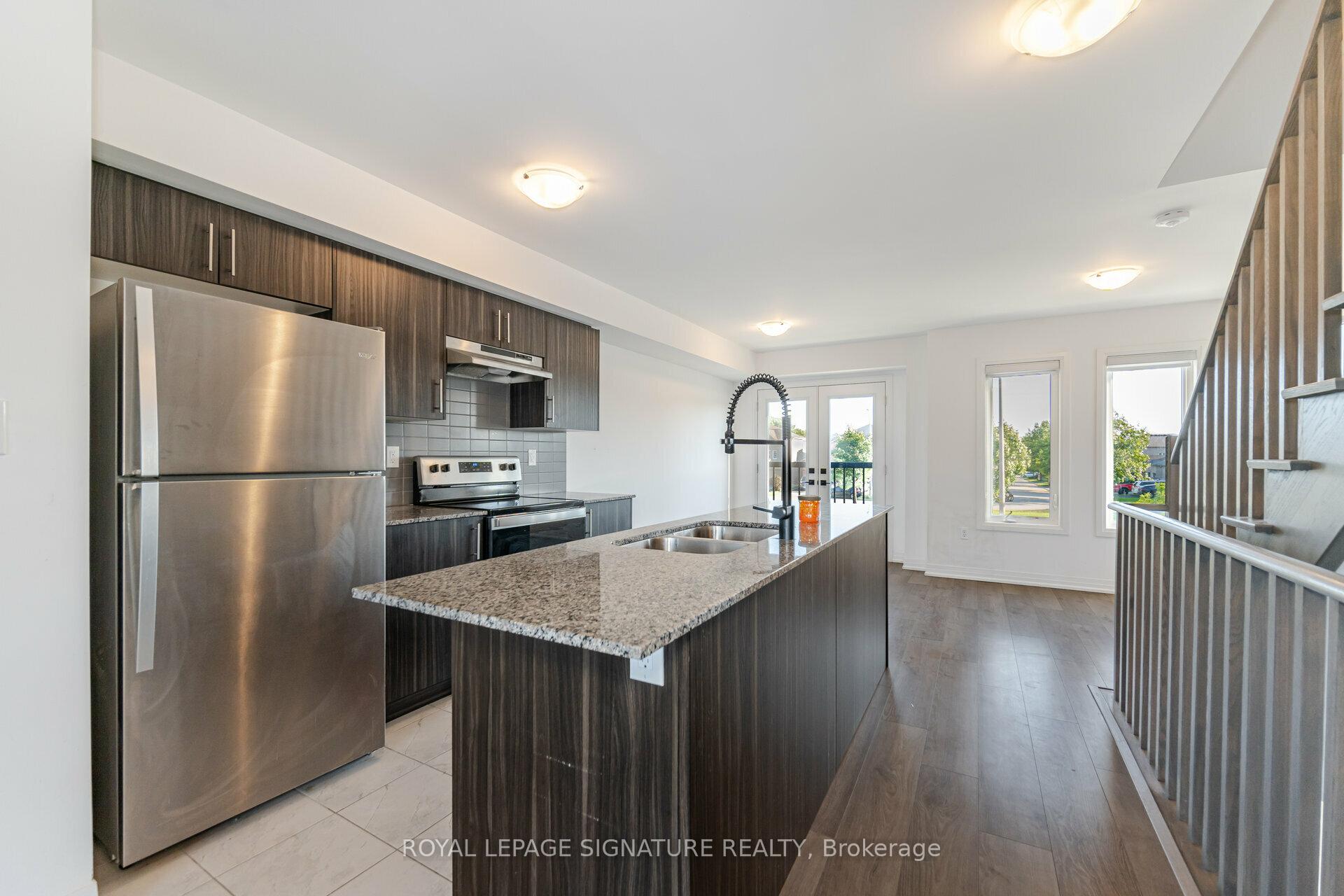 Photo 27 of 63 Fairlane Avenue, Barrie, Painswick South — HOMEH