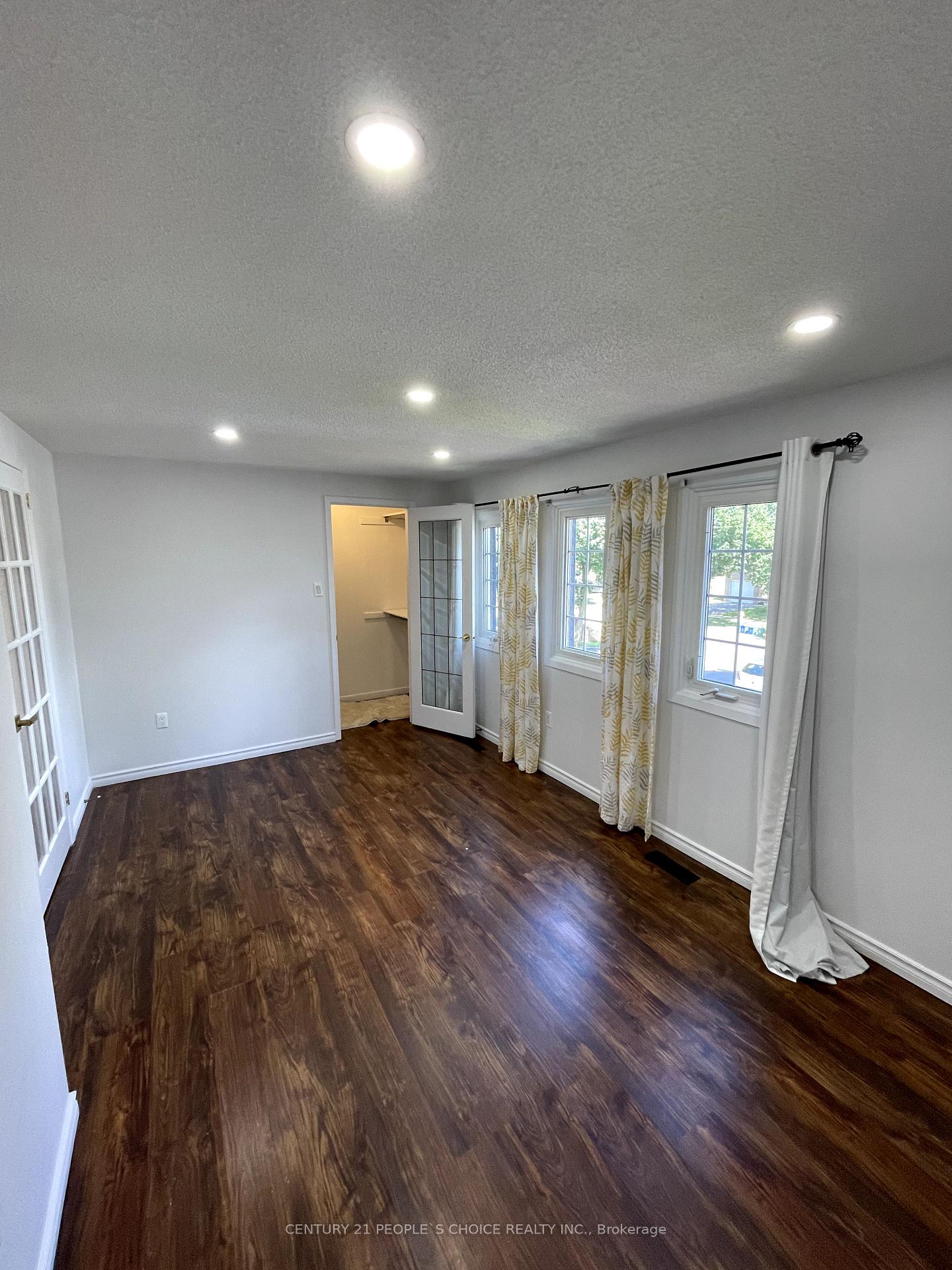 Photo 3 of 146 Delaney Drive, Ajax, Central West — HOMEH